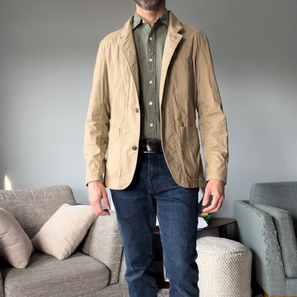 - SOLD - Relwen Flyweight Flex Blazer in British khaki Small (38R slim fit)